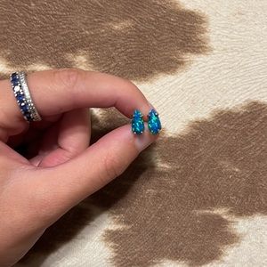 kendra scott earrings